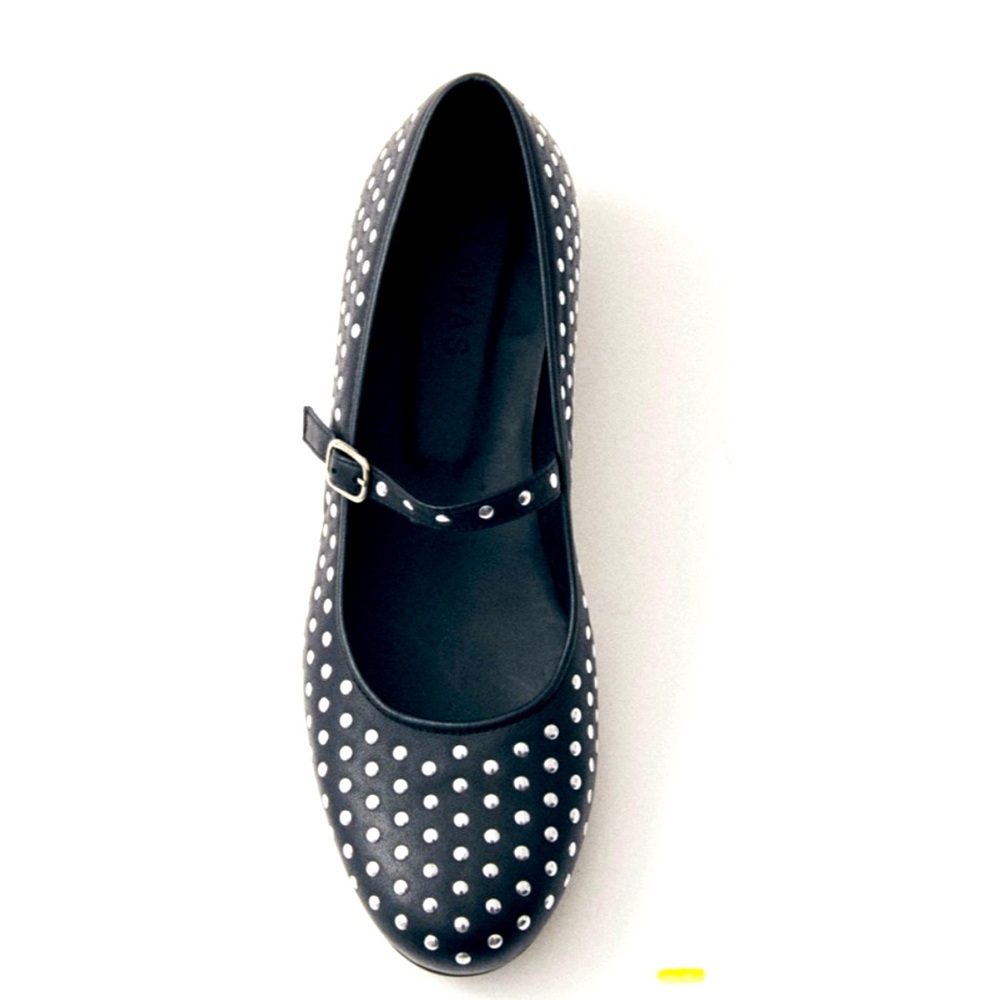 Alohas- Studded Ballet Flats size 40